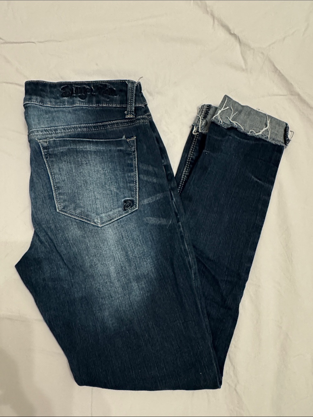 Indigo Reign Dark Was Distressed Skinny Crop Jeans | Size 7